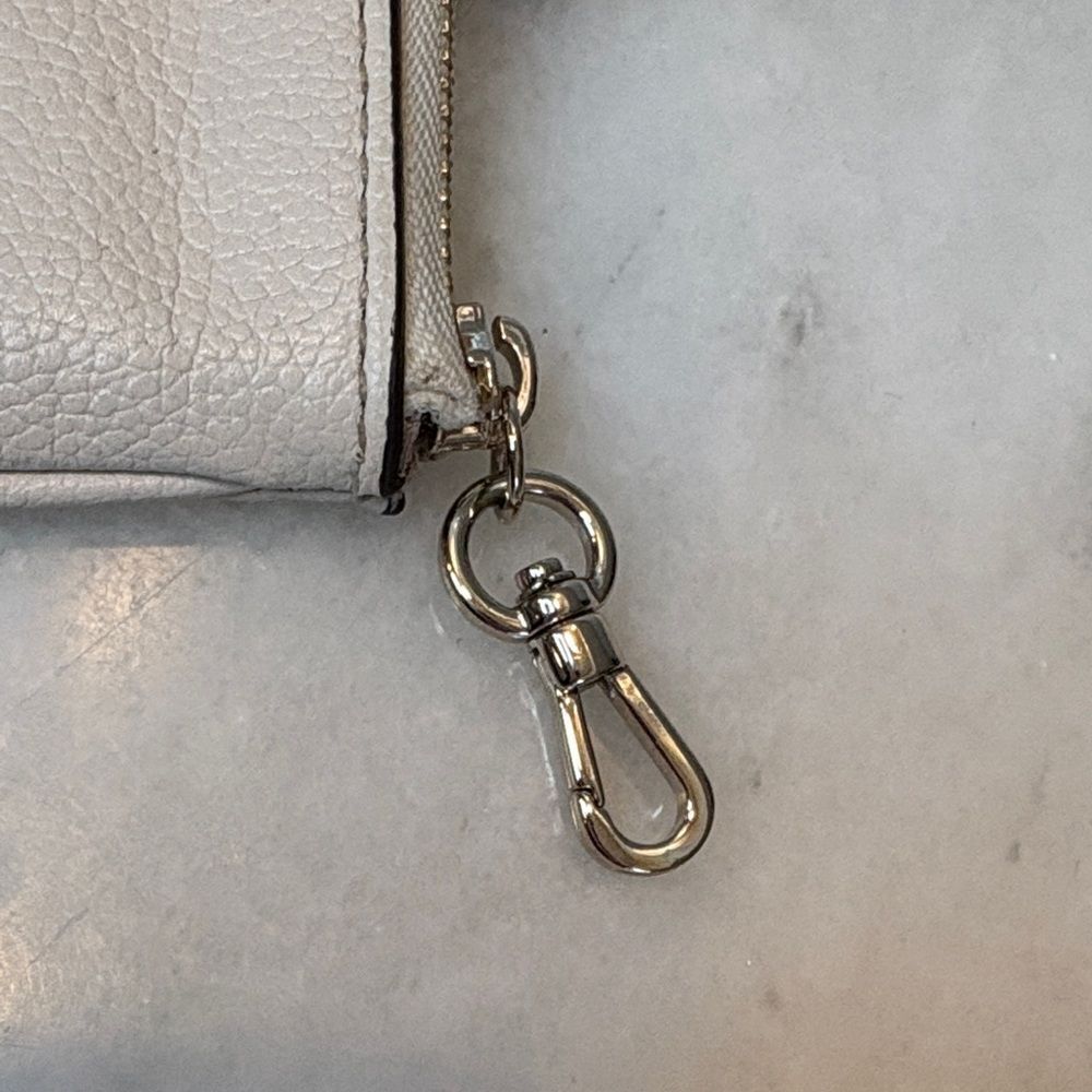 Kate Spade Change Coin Purse Pebbled Leather Key Chain Coin Purse - Picture 11 of 13